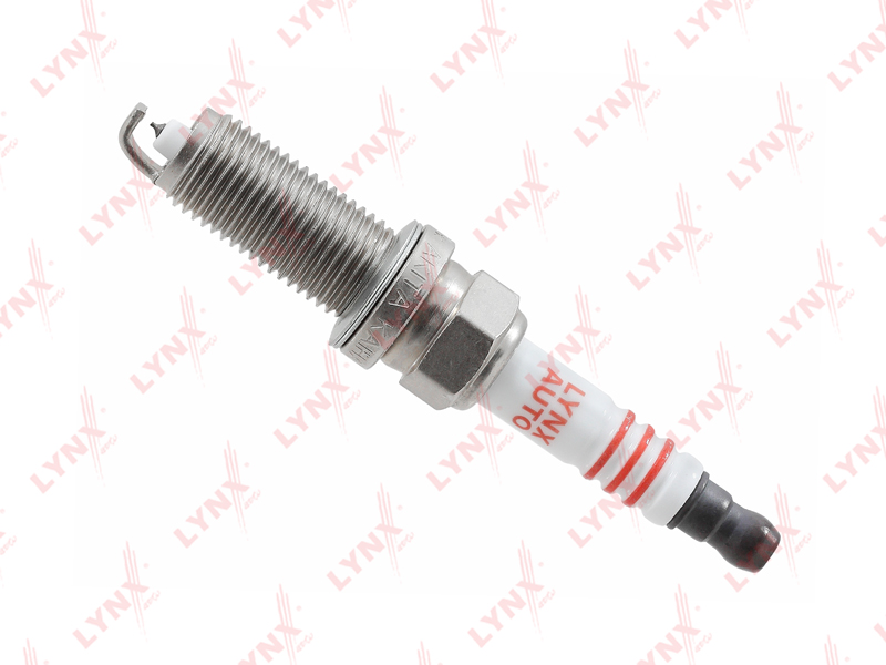 LYNXAUTO (SP152) Свеча зажигания 7NYIPR11 (Iridium + Platinum) LEXUS CT200h 10>  TOYOTA Auris(E150/E180) 1.3-1.8 09-1