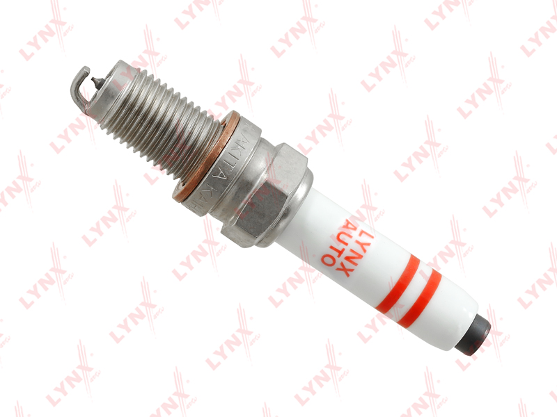 LYNXAUTO (SP244) Свеча зажигания 7WLXKZIP1R (Iridium + Platinum) AUDI A4 1.4 15-20 / Q2 1.4 16> SKODA Yeti 1.4 15-17