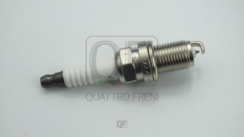 QUATTRO FRENI (QF29A00015) Свеча зажигания